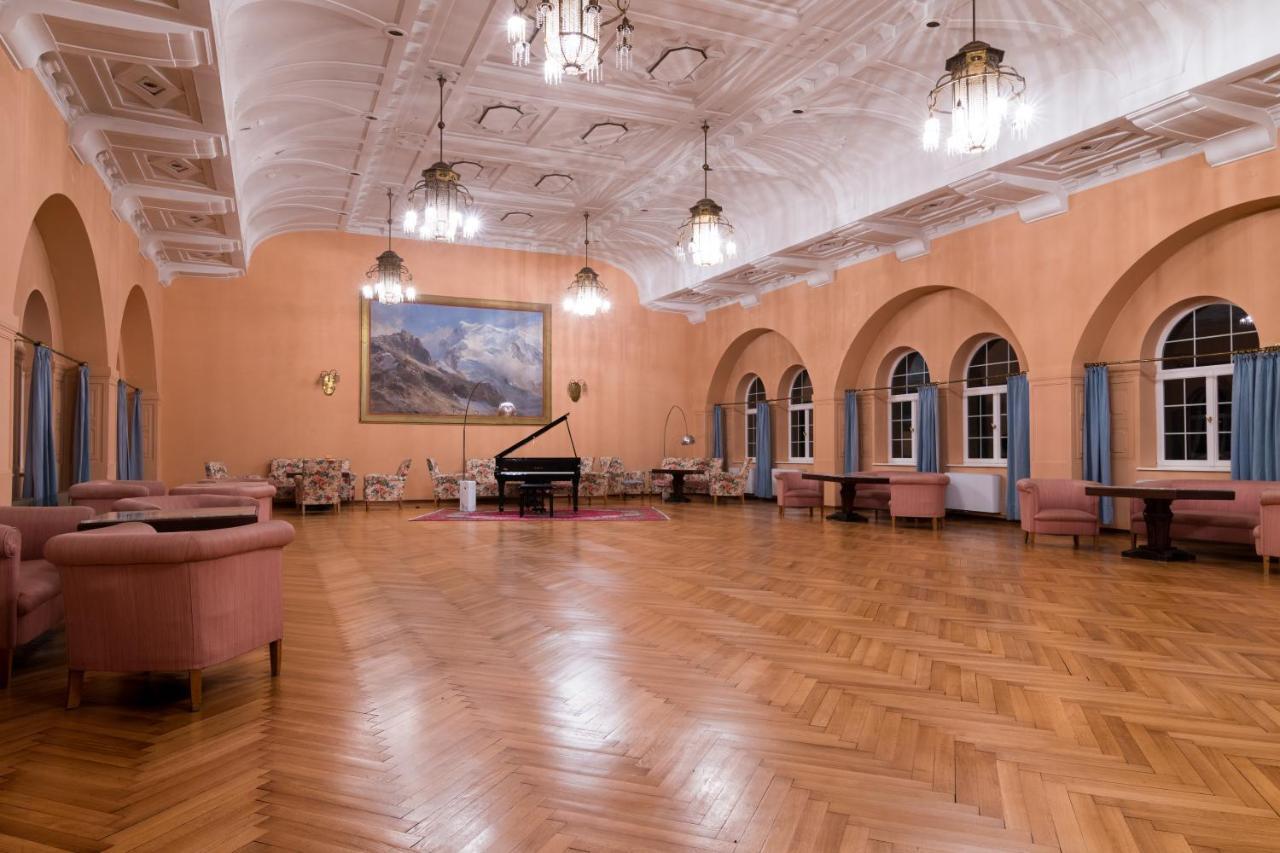 Residence Grand Hotel Carezza Нова-Леванте Екстер'єр фото